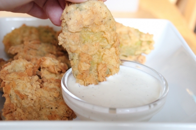 fried pickles(pp w630 h419) Fried Foods {TWC #89}