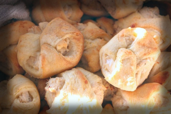 Garlic Chicken Puffs #SundaySupper #OscarsParty