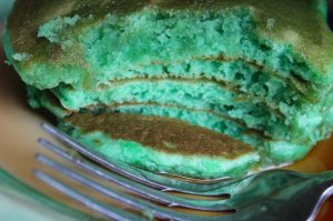 Pistachio Pancakes