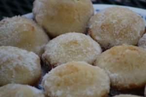 sugar donut muffins