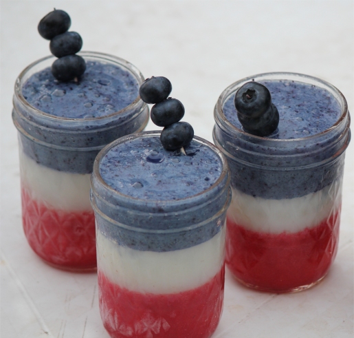 patriotic smoothies Strawberry Blueberry Cream Smoothies
