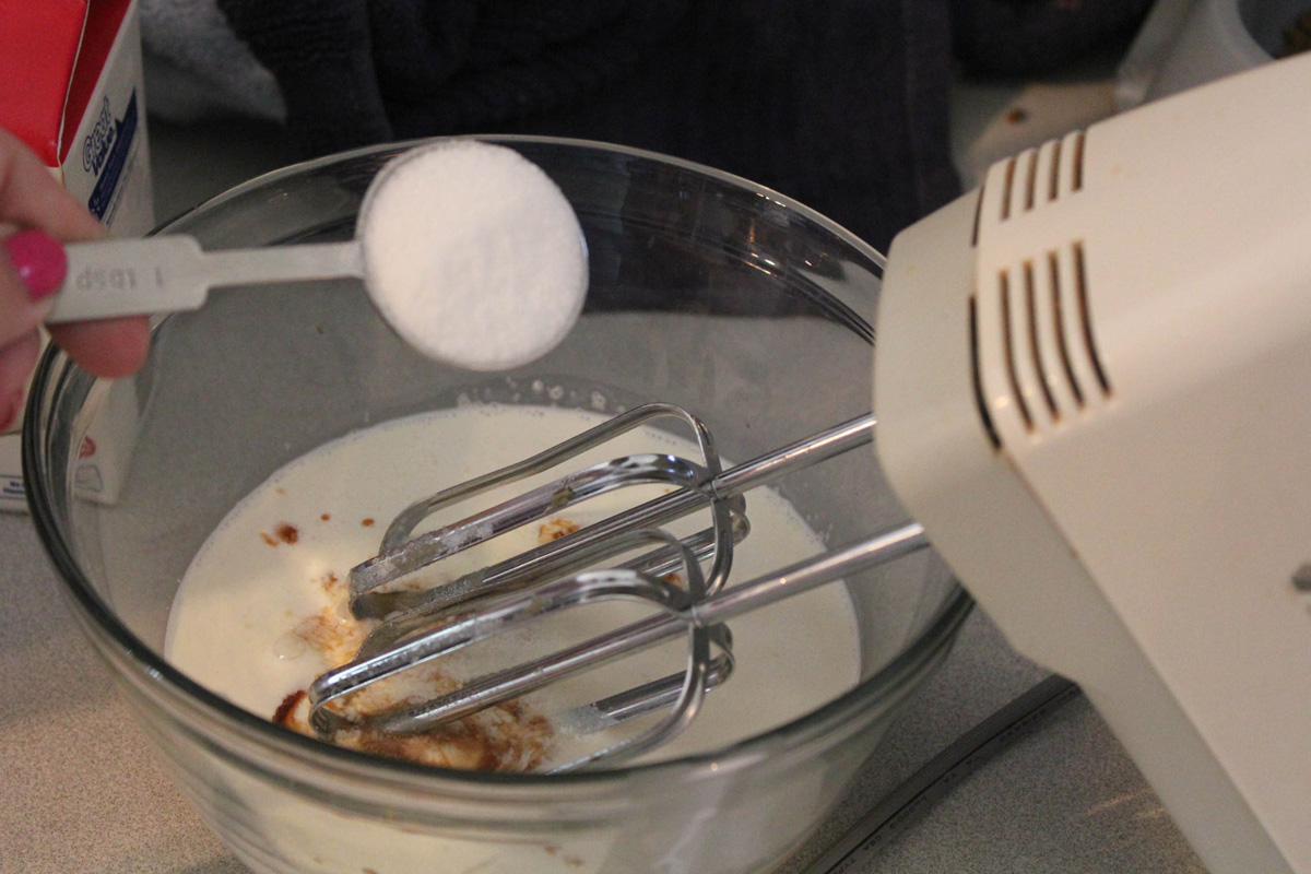Homemade Whipped Cream Step 3