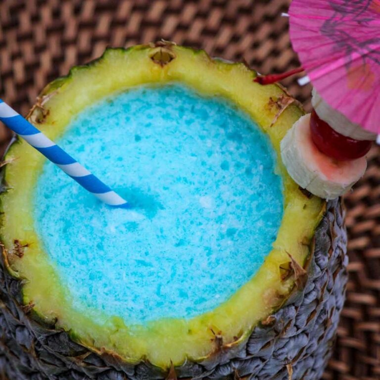 Umbrella Drink: Twisted Blue Hawaiian Smoothie
