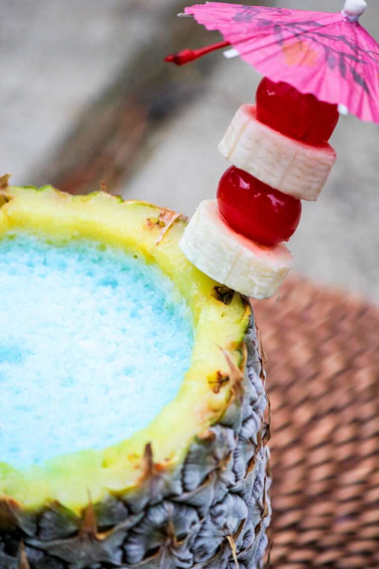 Umbrella Drink: Twisted Blue Hawaiian Smoothie