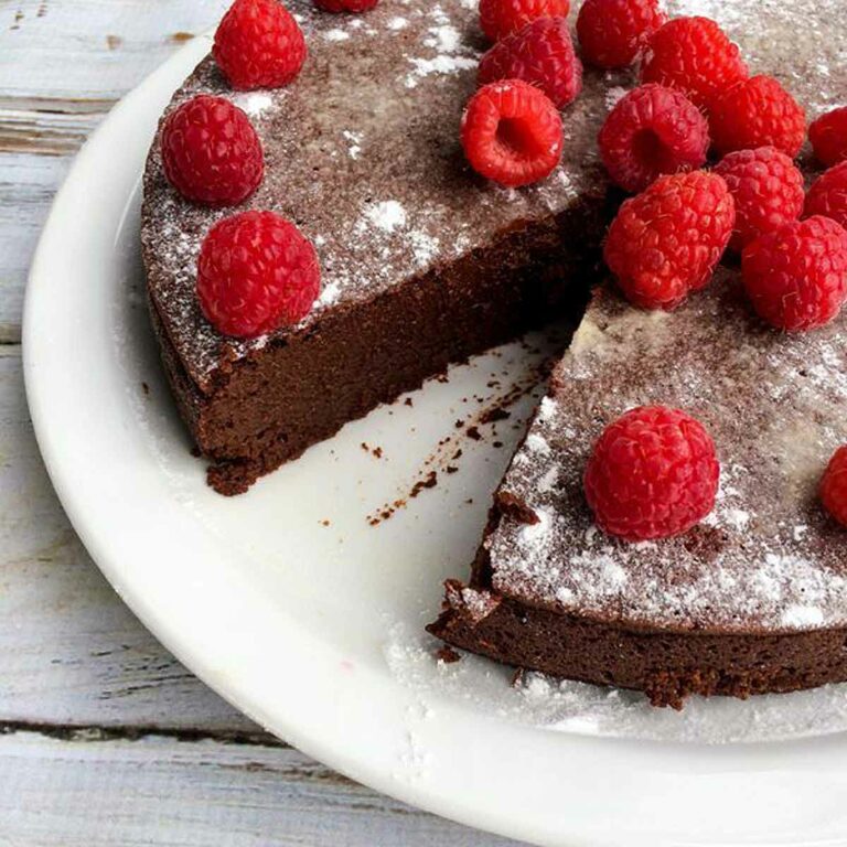 Ghirardelli Gluten-Free Flourless Chocolate Cake | Daily Dish Recipes