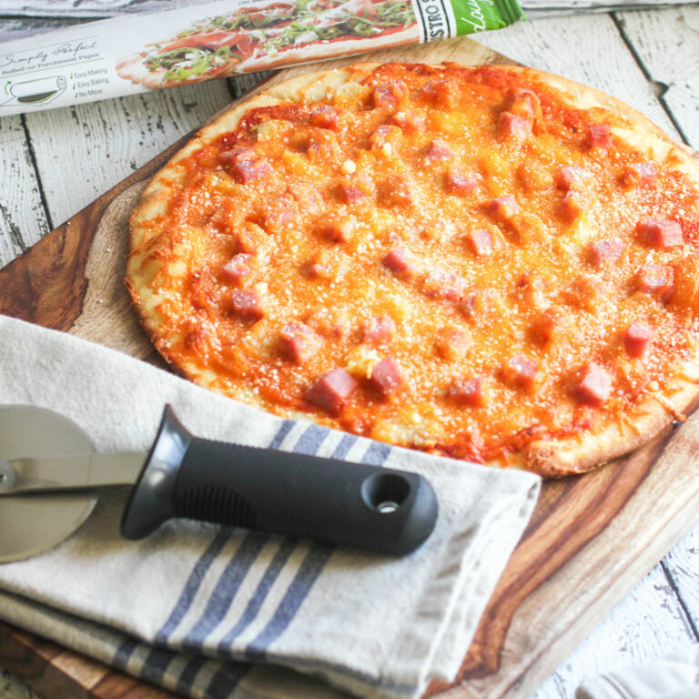 Bistro Style Pepperoni & Cheddar Pizza + 6 More Pizza Ideas!