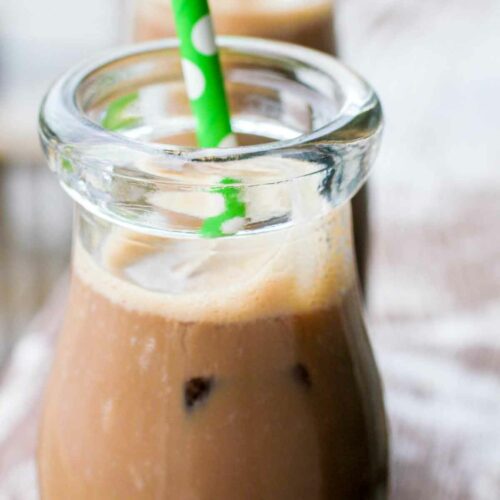 https://dailydishrecipes.com/wp-content/uploads/2015/04/Caramel-Iced-Coffee-Featured-Image-500x500.jpg