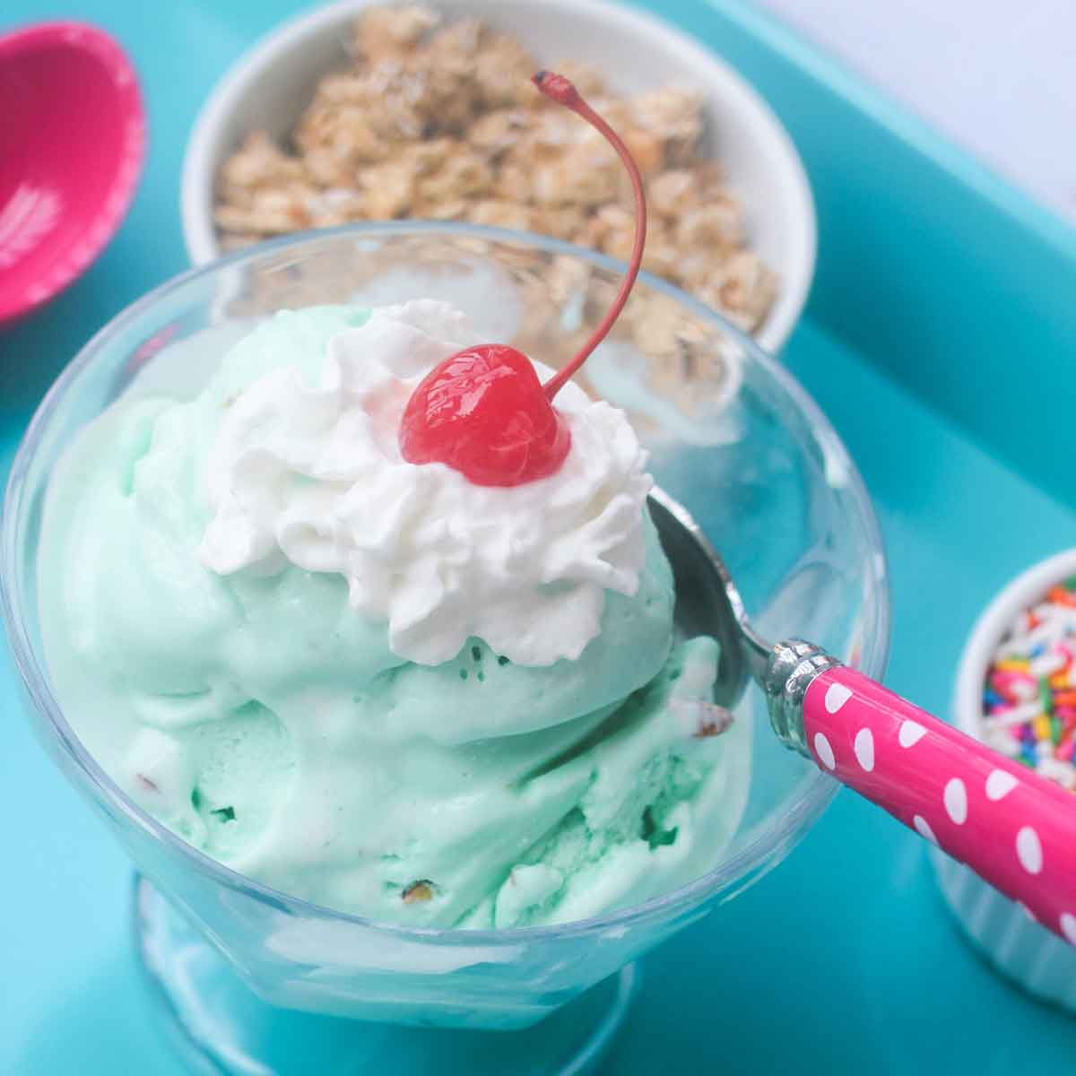 Homemade Pistachio Ice Cream Featured Image