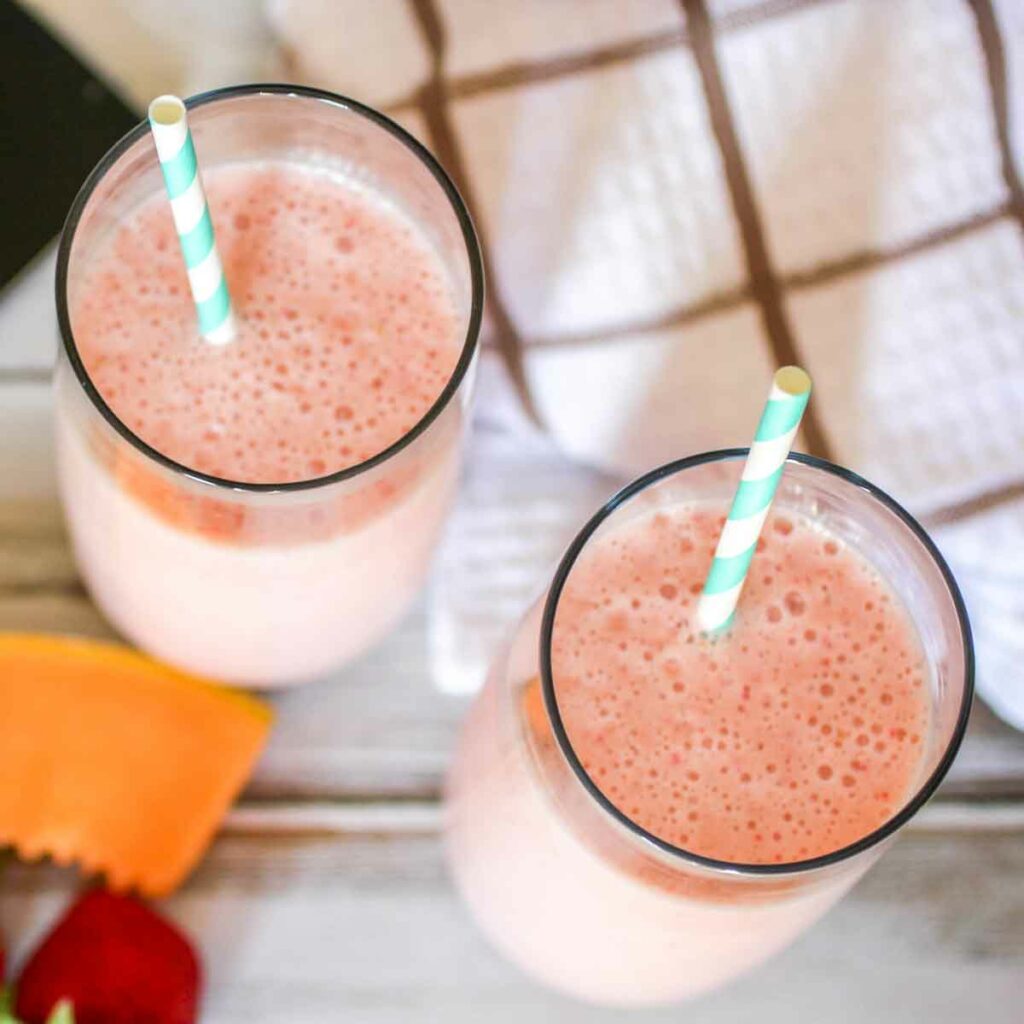 Strawberry Cantaloupe Smoothies – Daily Dish Recipes