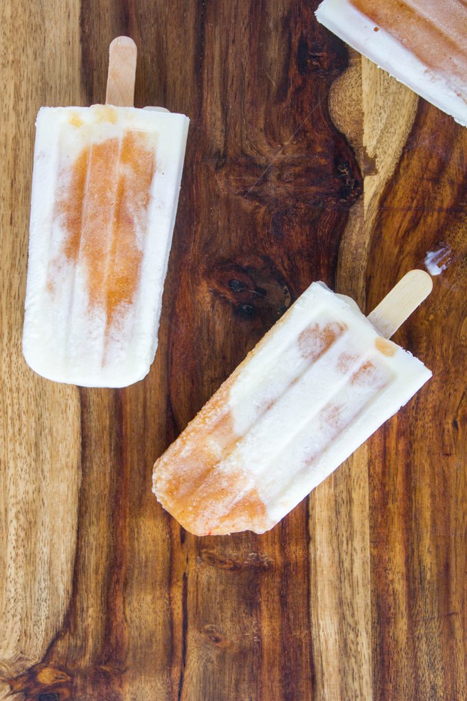 Peaches and Cream Cobbler Popsicles #SundaySupper
