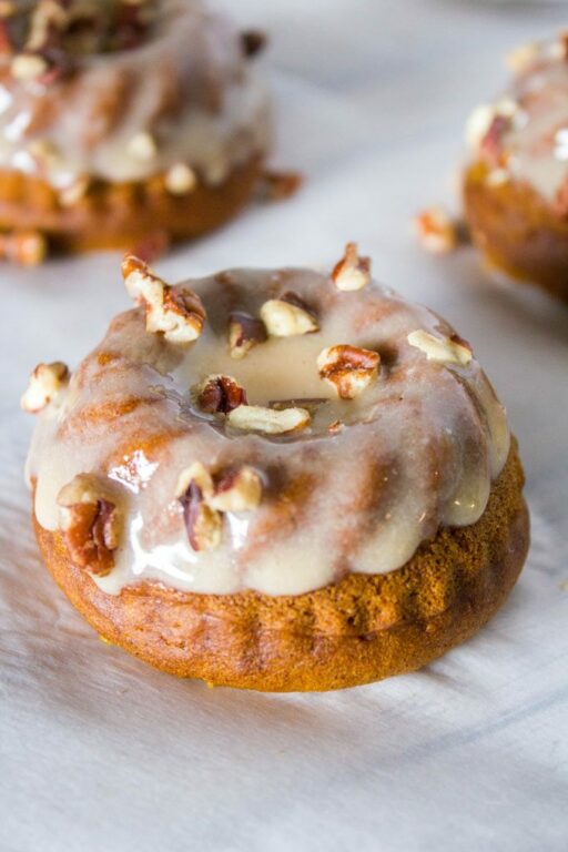 Mini Pumpkin Cakes with Spiced Buttermilk Glaze