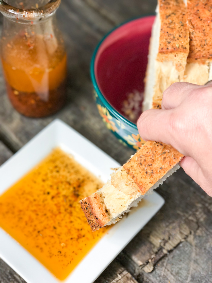 Restaurant Style Garlic and Herb Bread Dipping Oil