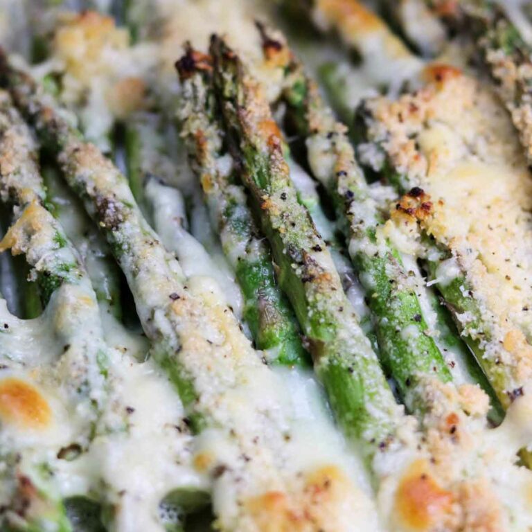 Creamy Baked Cheesy Asparagus
