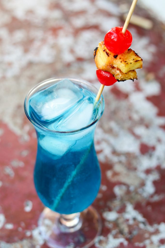 Umbrella Drink: Twisted Blue Hawaiian Smoothie – Daily Dish Recipes