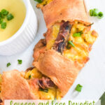 Sausage and Eggs Benedict Breakfast Ring