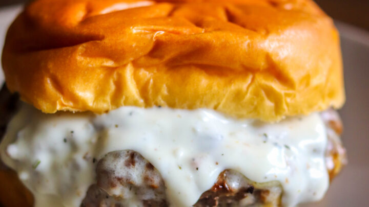 Garlic Overload Burgers With Creamy Garlic Burger Sauce - Daily Dish ...