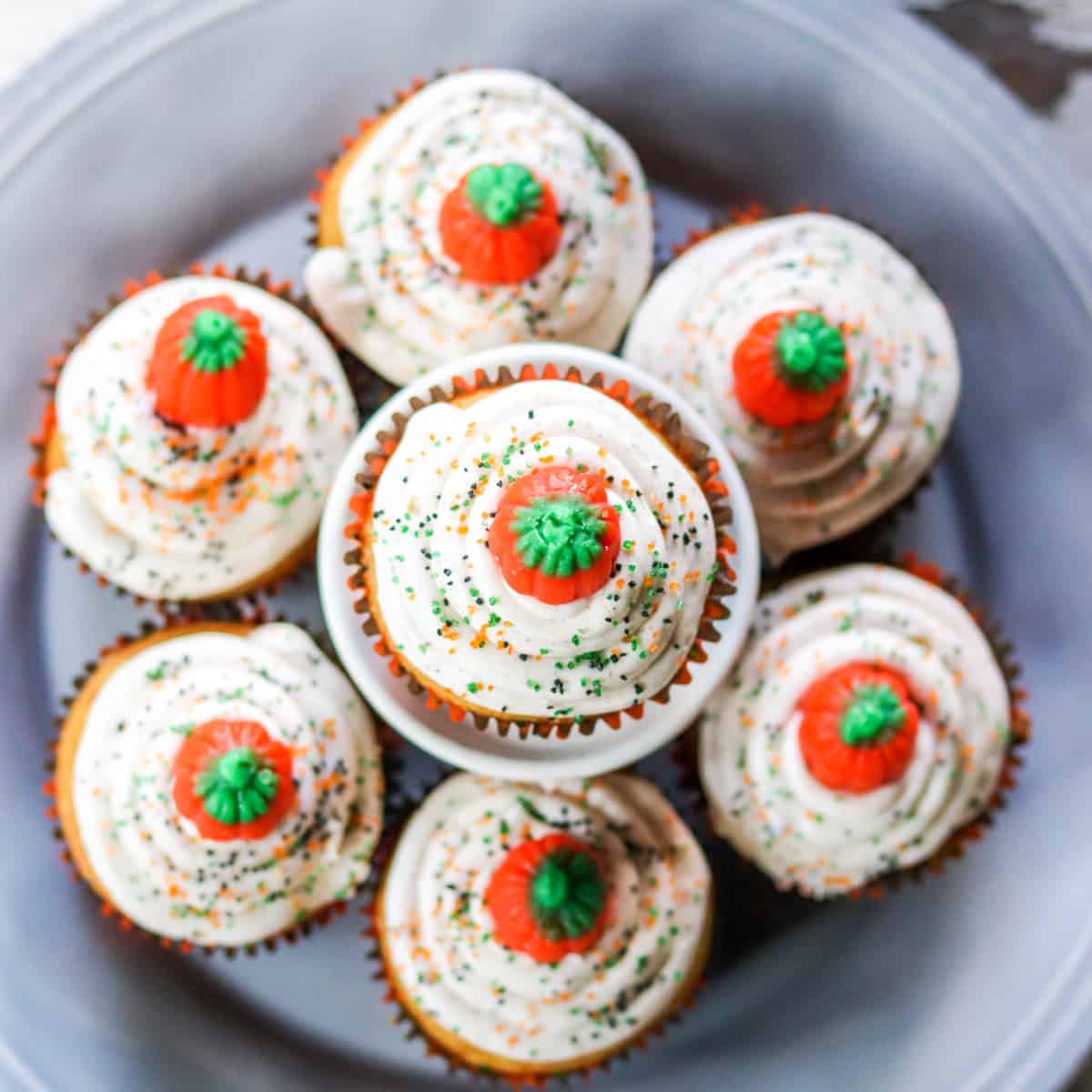 Pumpkin Spice Cupcakes with Cinnamon Cream Cheese Frosting