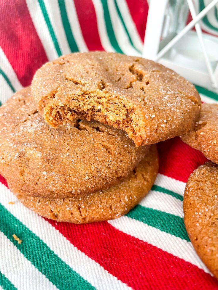 Nana's Molasses Cookies – Daily Dish Recipes