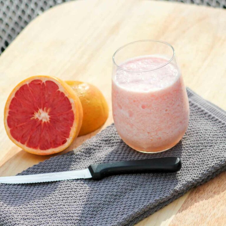 Grapefruit Smoothie | Refreshing and Delicious