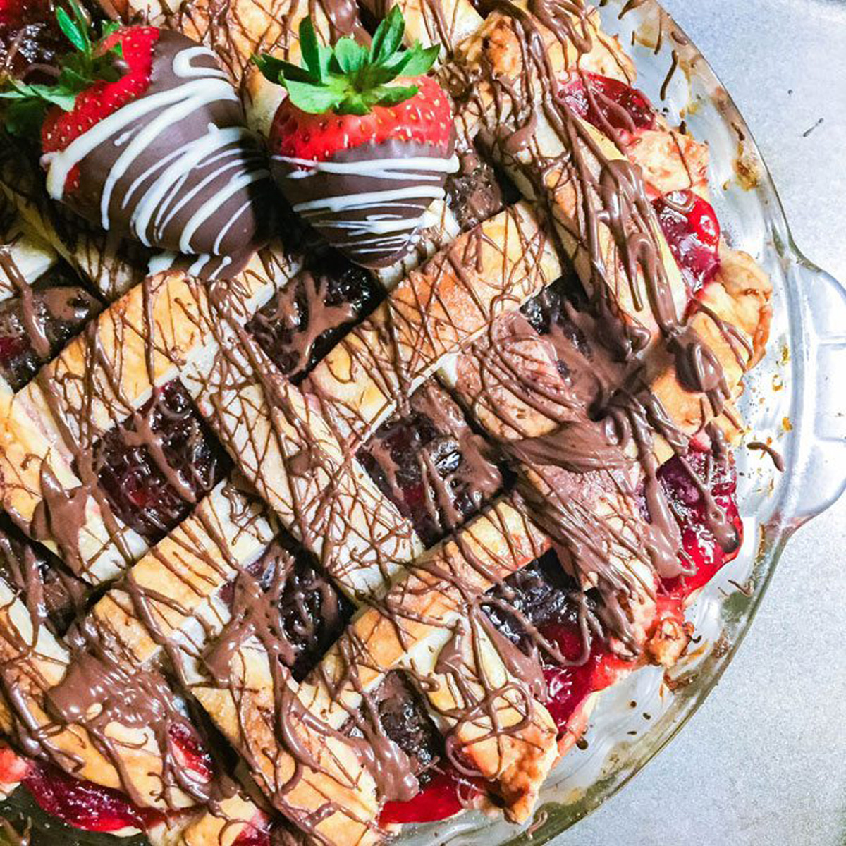 Chocolate Covered Strawberry Pie Featured Image